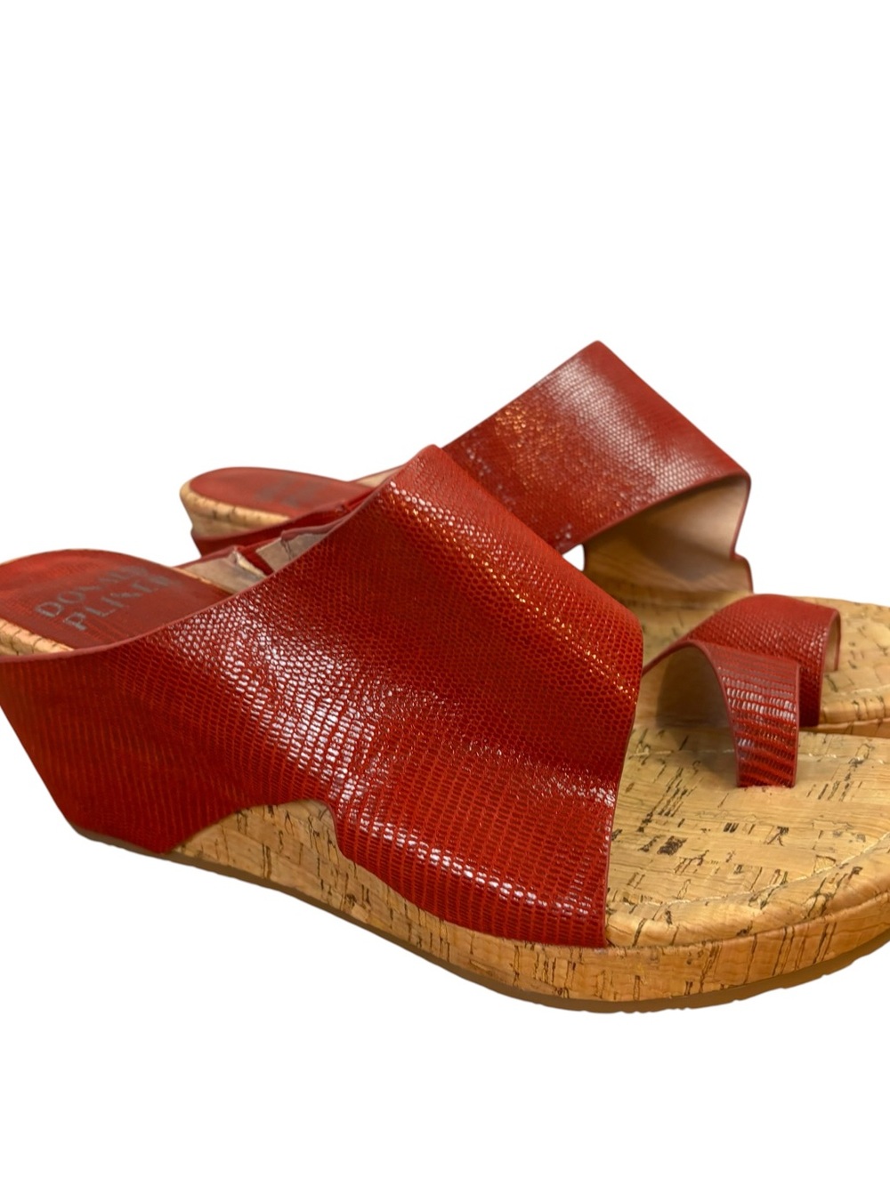 Donald Pliner Gretta Iguana Embossed Red Leather Cork Wedge Sandals Size 8 M.